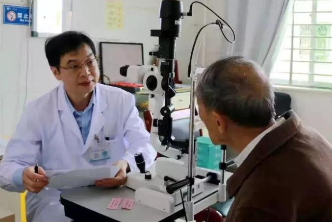 老花眼鏡怎么配更好？