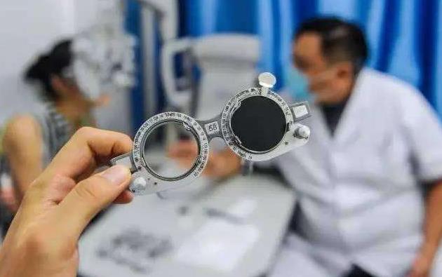 選配眼鏡掌握六個關(guān)鍵點(diǎn)，佩戴舒適不頭暈