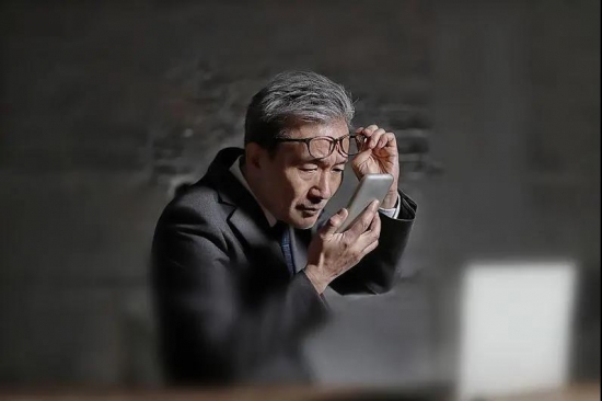 美麗島多焦鏡:十六年的堅(jiān)守，只為老花眼打磨一副多焦鏡
